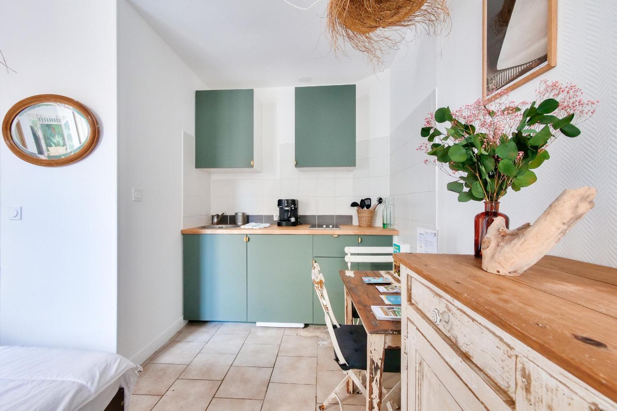 La Suite 24 - Studio Avec Terrasse A 100M Du Port De Saint-Martin-de-Ré Екстериор снимка